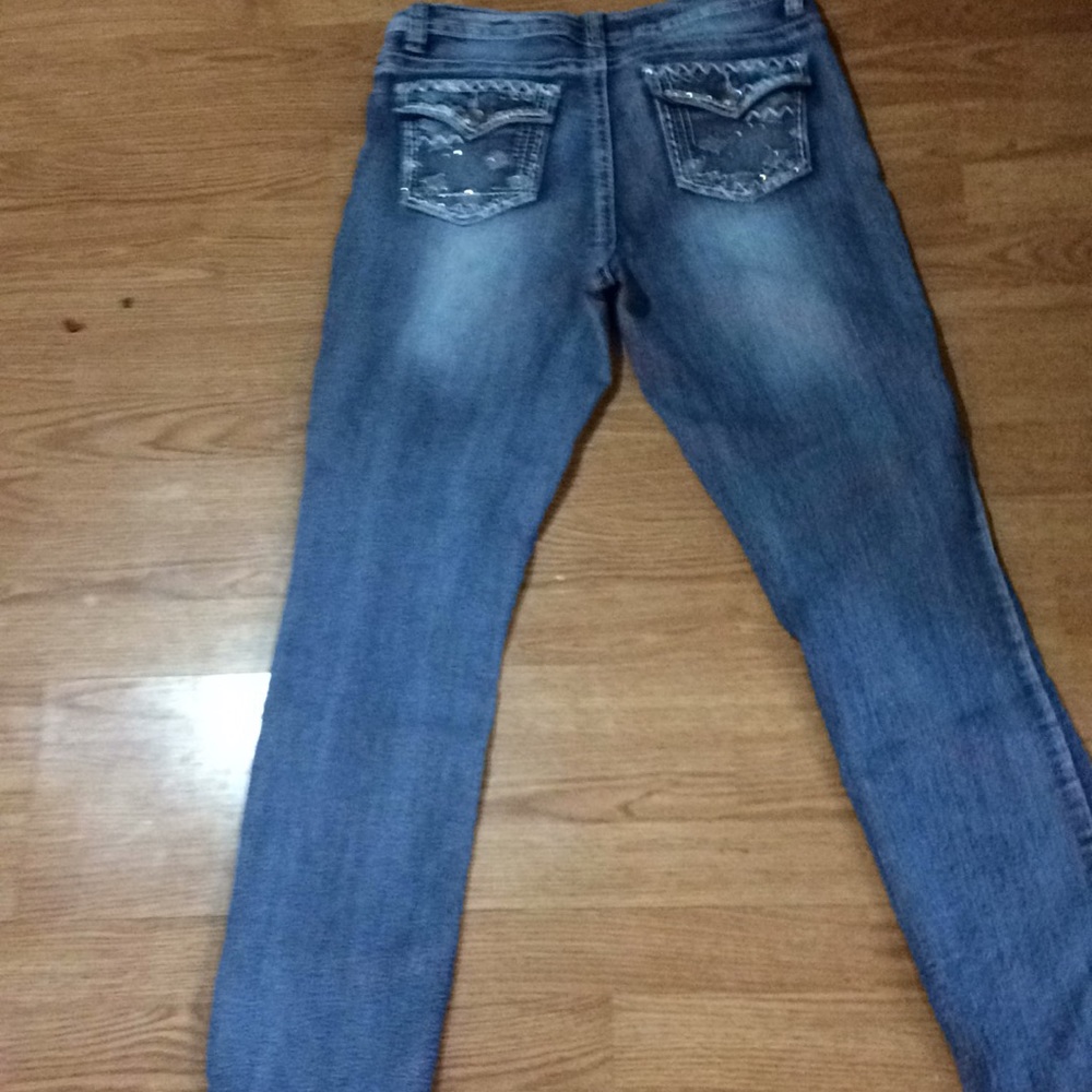 Jean - Picture 2 of 4
